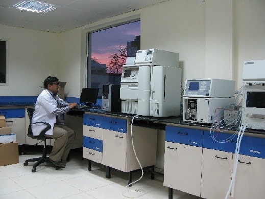 High Performance Liquid Chromatography Instrument