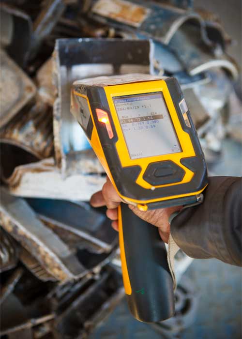 Portable-hand-held-XRF-analyser