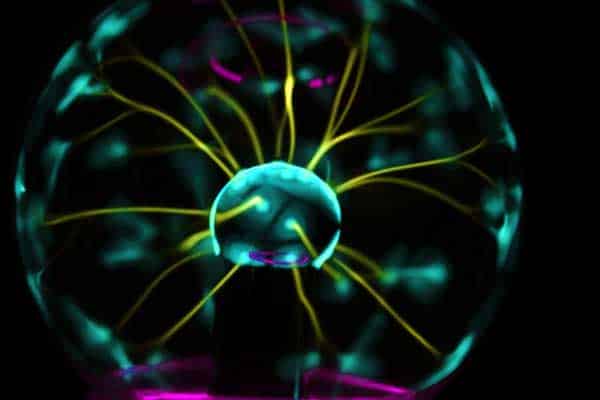 Toroidal shaped plasma glow